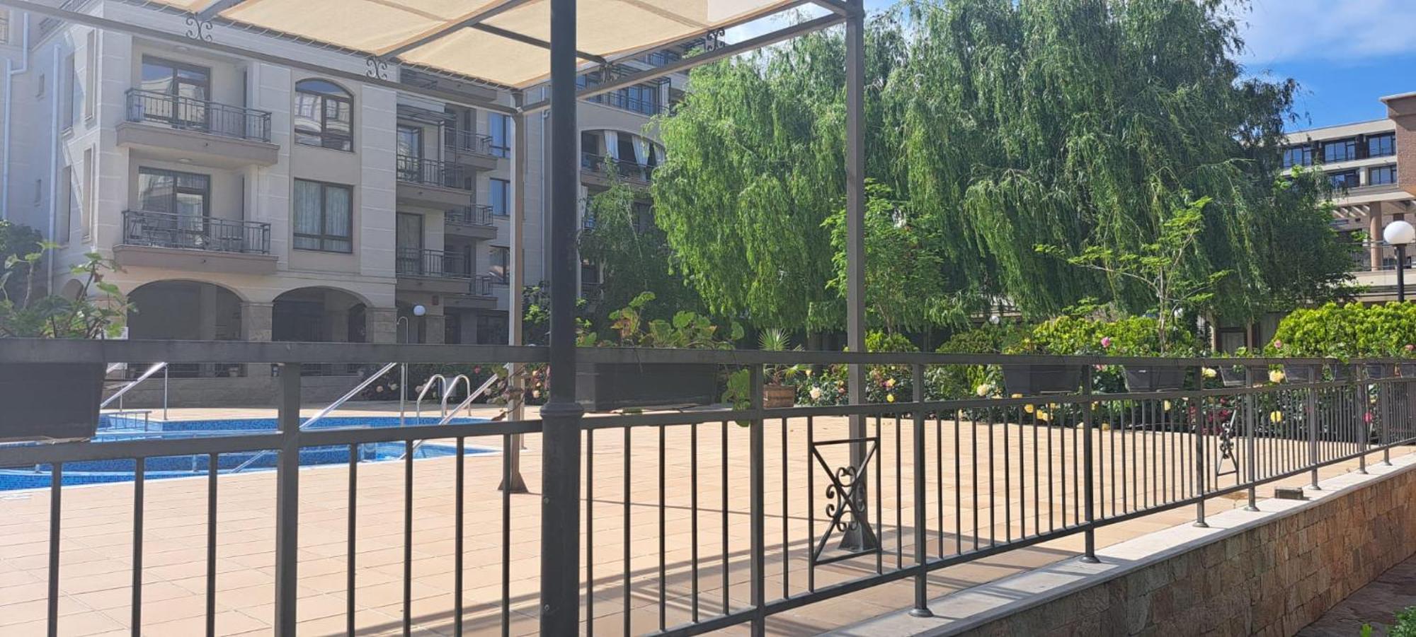 Patrick'S Apartments - Sorrento Sole Mare, Sveti Vlas Eksteriør bilde