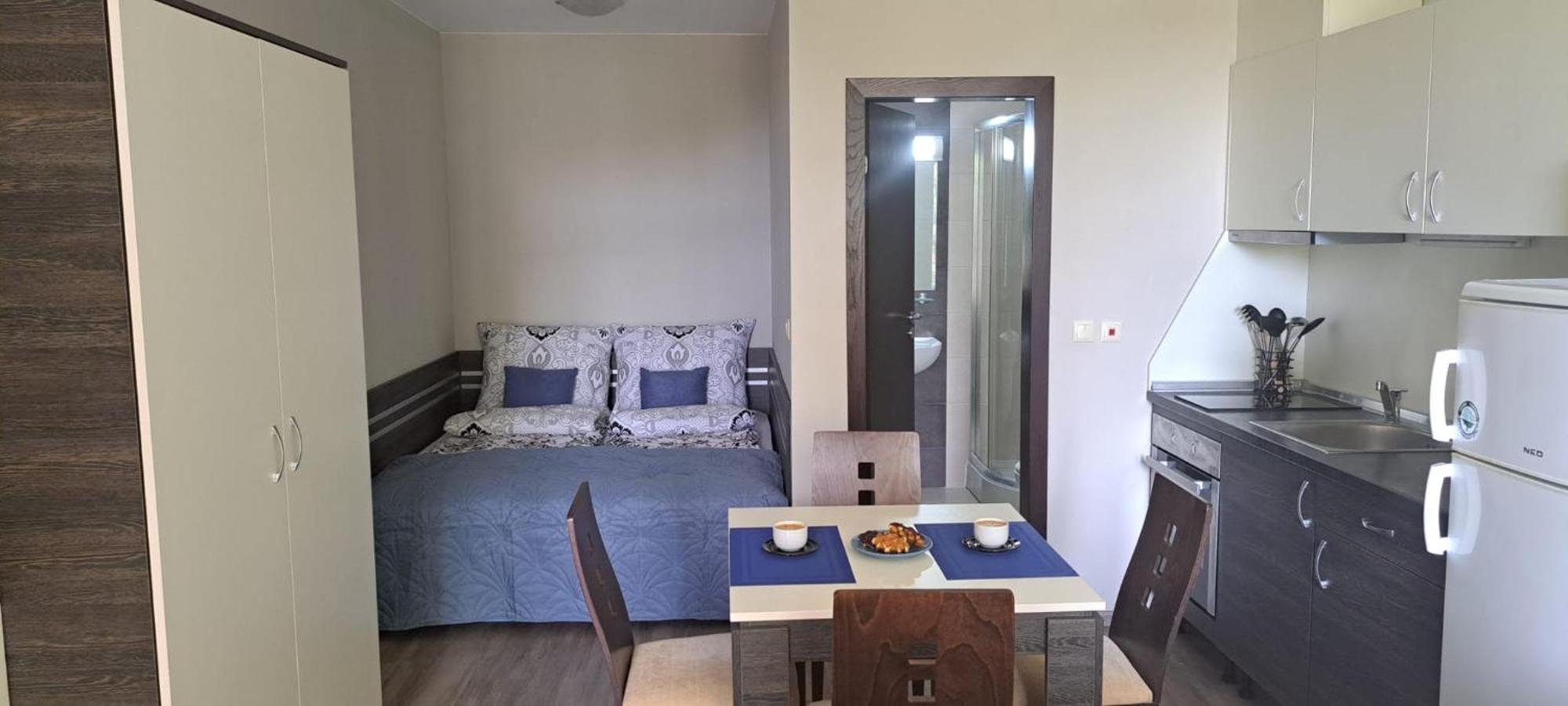 Patrick'S Apartments - Sorrento Sole Mare, Sveti Vlas Eksteriør bilde